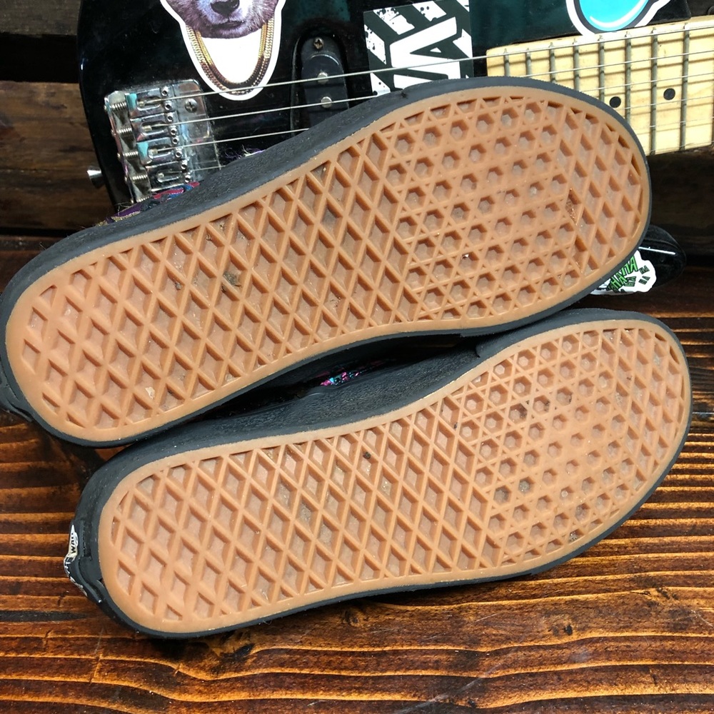 Vans Black Sneakers Classic Style - Picture 12 of 13